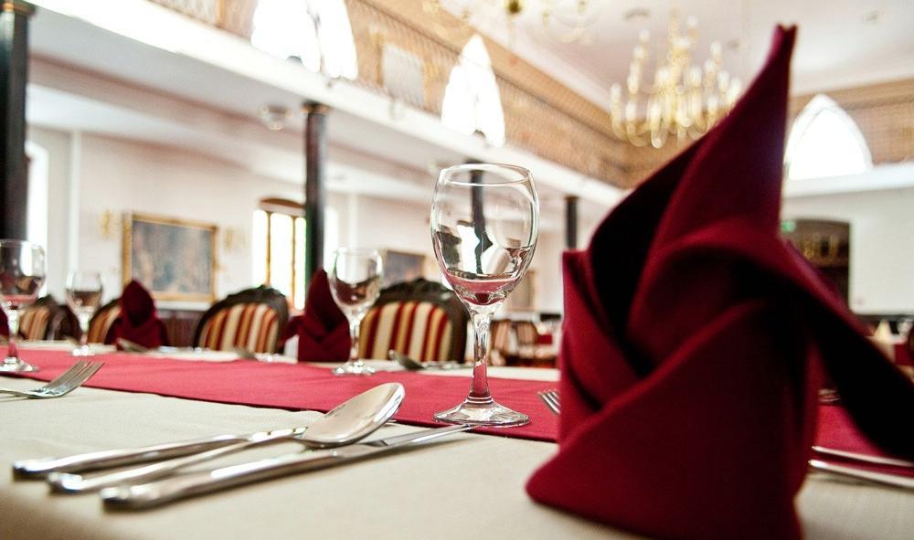 Zamek Gostynin Lejlighedshotel Eksteriør billede